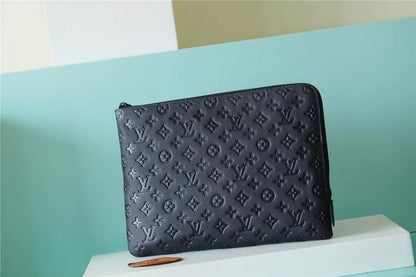 Franco Shops - Louis Vuittons  - 10735