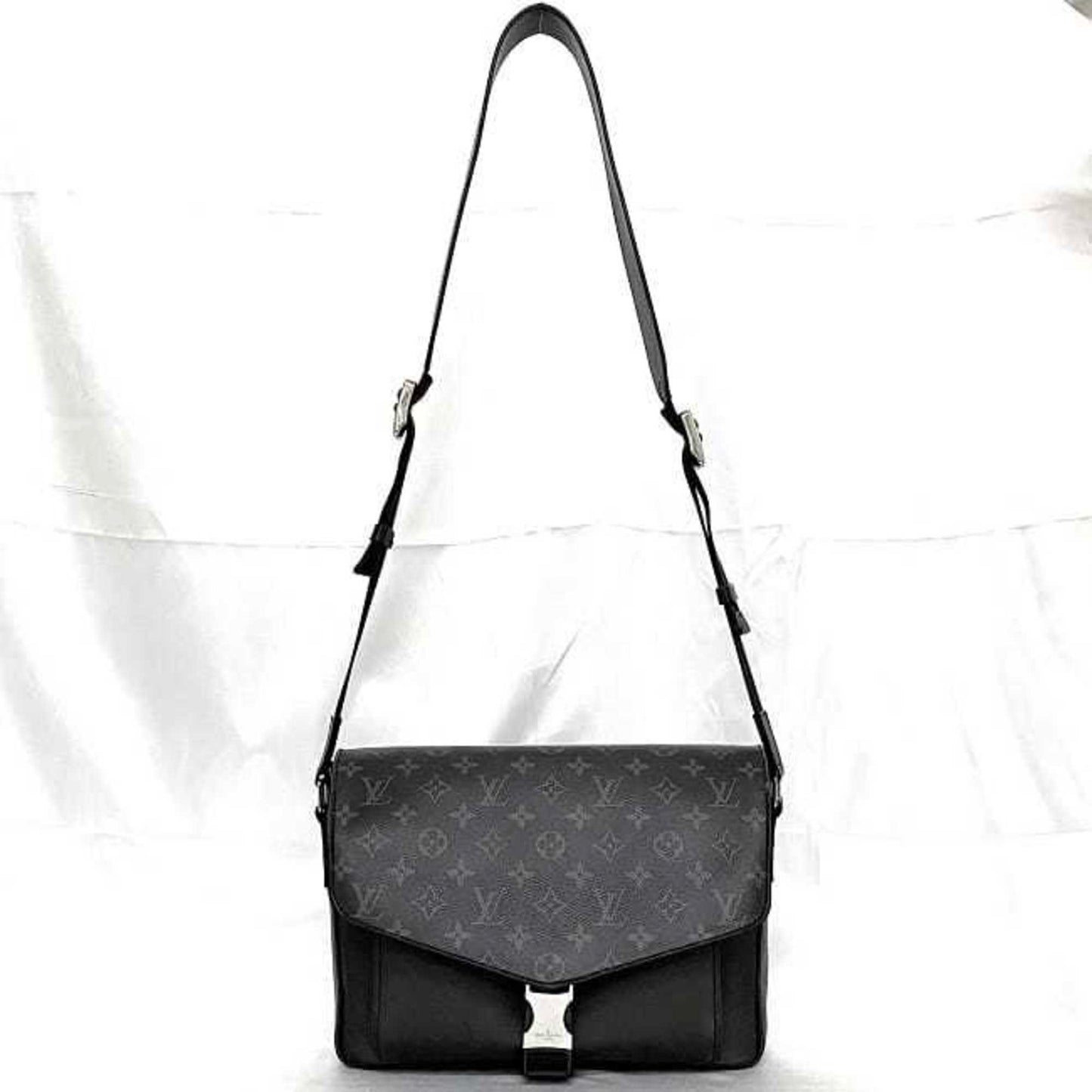 Louis Vuitton Taigarama   Monogram Eclipse Taigarama Shoulder Bag