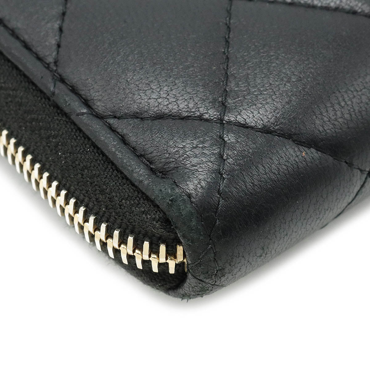 Chanel Wallet Inner Logo Kittening Round Fassner Long Wallet Ram Skin Leather Black Black Silver Gold  AP0041