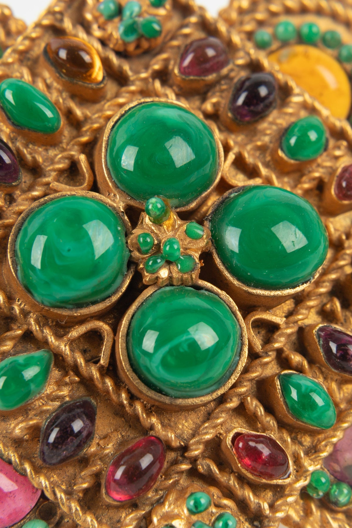 Broche byzantine Chanel