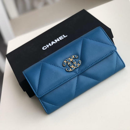 Chanel 19 Quilted Flap Wallet