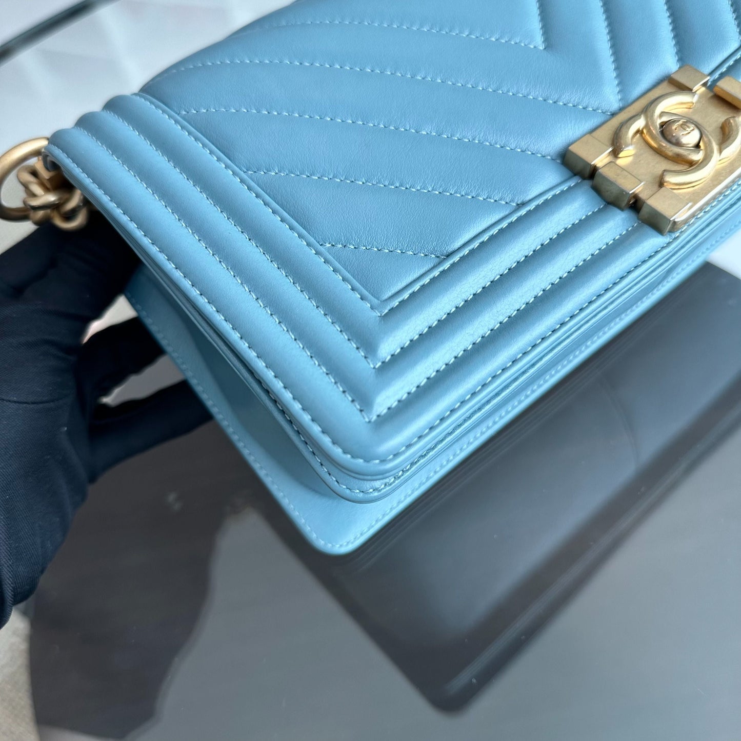 *Calfskin* Boy Old Medium 25CM Calfskin Chevron Leboy Baby Blue GHW No 25