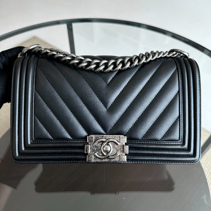 *Calfskin* Boy Old Medium 25CM Chevron Calfskin Leboy Black RSHW No 20
