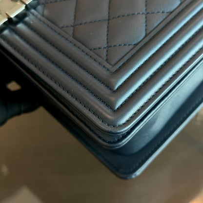 *Calfskin* Boy Old Medium 25CM Quilted Smooth Calfskin Leboy Dark Blue SHW No 20