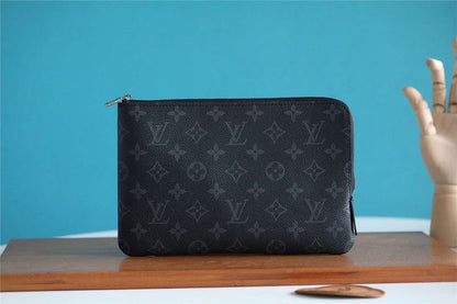 Franco Shops - Louis Vuittons  - 10939