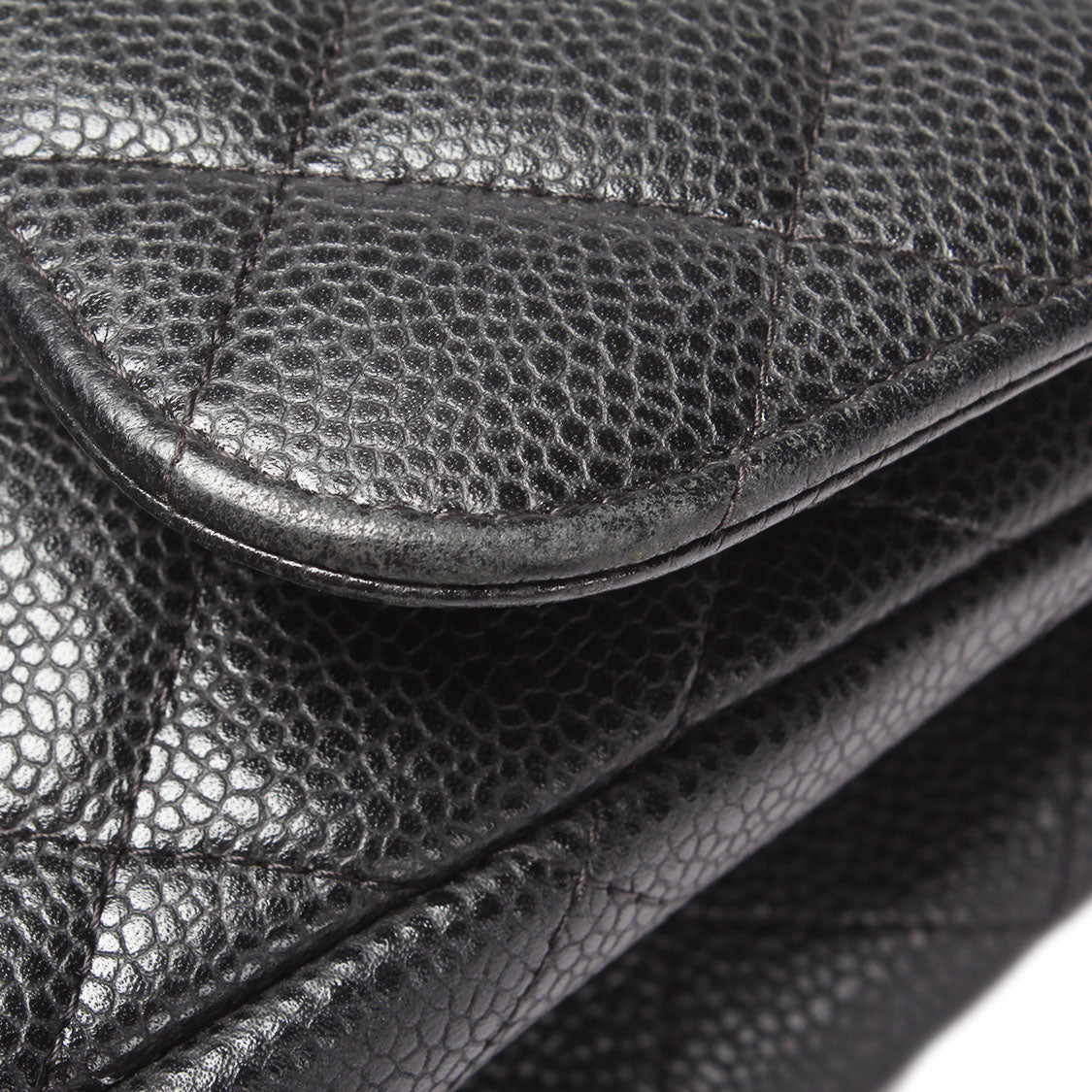 Chanel Caviar Jumbo Classic Flap Bag Leather Shoulder Bag in Excellent condition