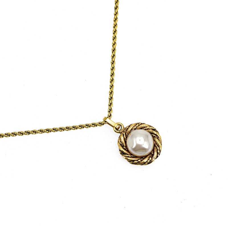 Chanel Faux Pear Pendant Necklace Metal Necklace R00787 in Good condition