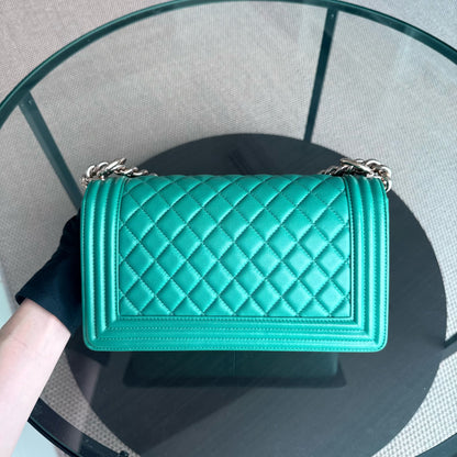 Chanel Boy Medium - 25CM Quilted Lambskin Green Gold Hardware Series 28