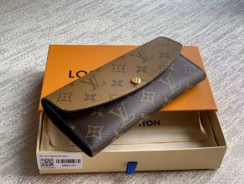 Franco Shops - Louis Vuittons  - 15763