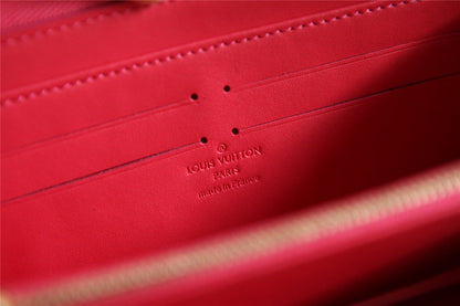 Franco Shops - Louis Vuittons  - 9298