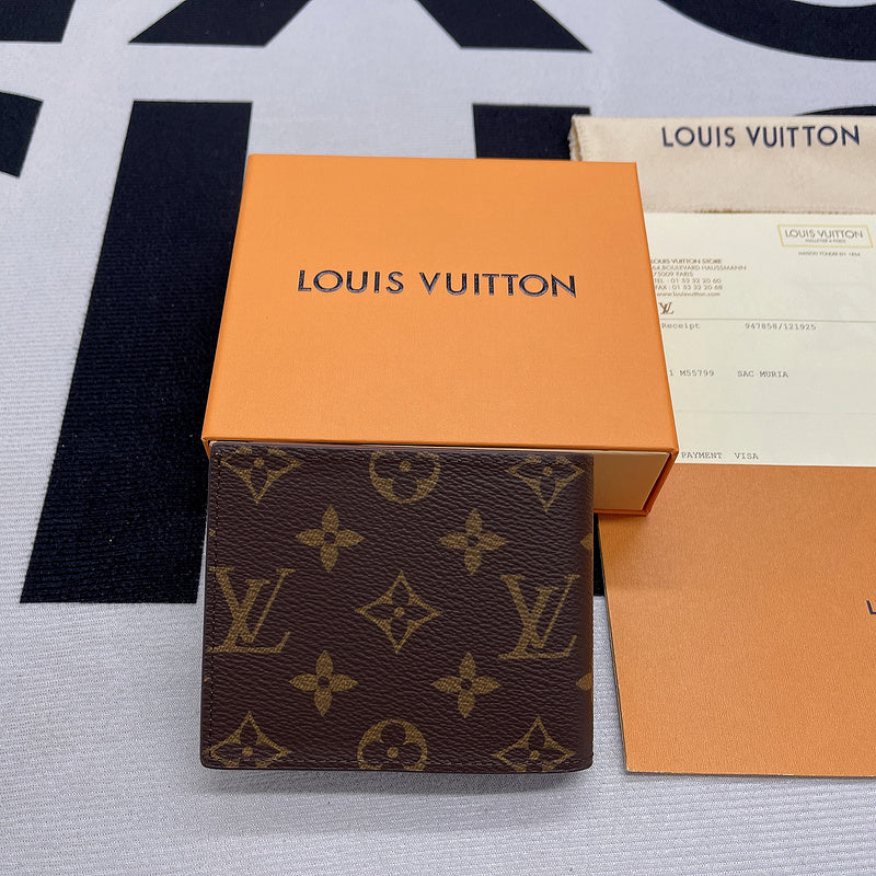Franco Shops - Louis Vuittons  - 10851