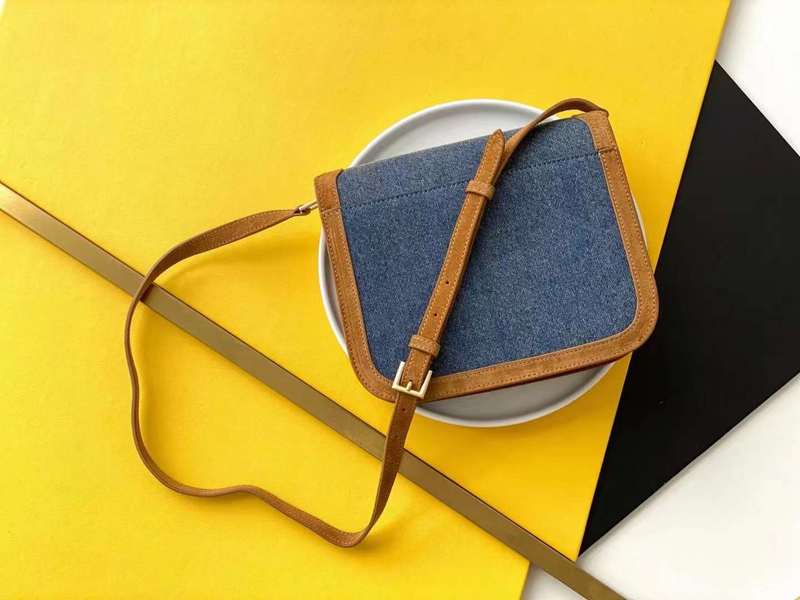 Yves Saint Laurent - Bags   164