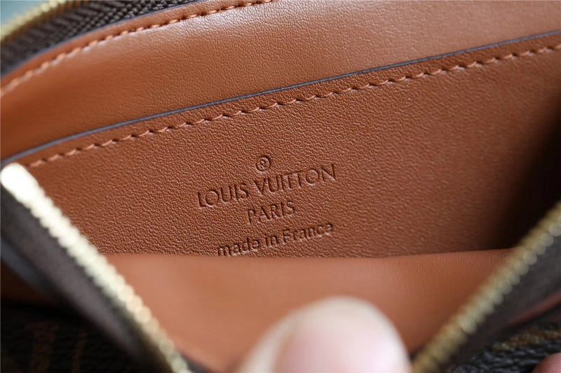 Franco Shops - Louis Vuittons  - 10785
