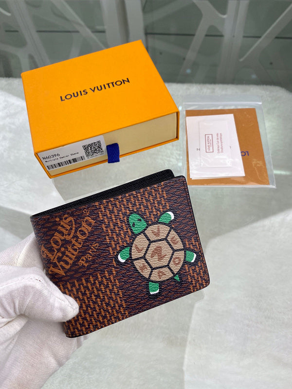 Franco Shops - Louis Vuittons  - 10949