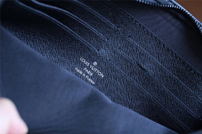 Franco Shops - Louis Vuittons  - 10941