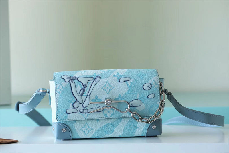 Franco Shops - Louis Vuittons  - 9928