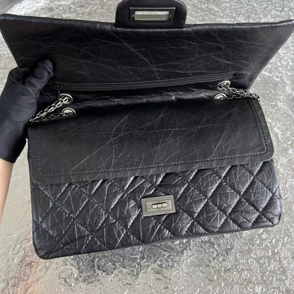 2.55 227 31CM Quilted Calfskin Black Ruthenium Silver Hardware Series 14