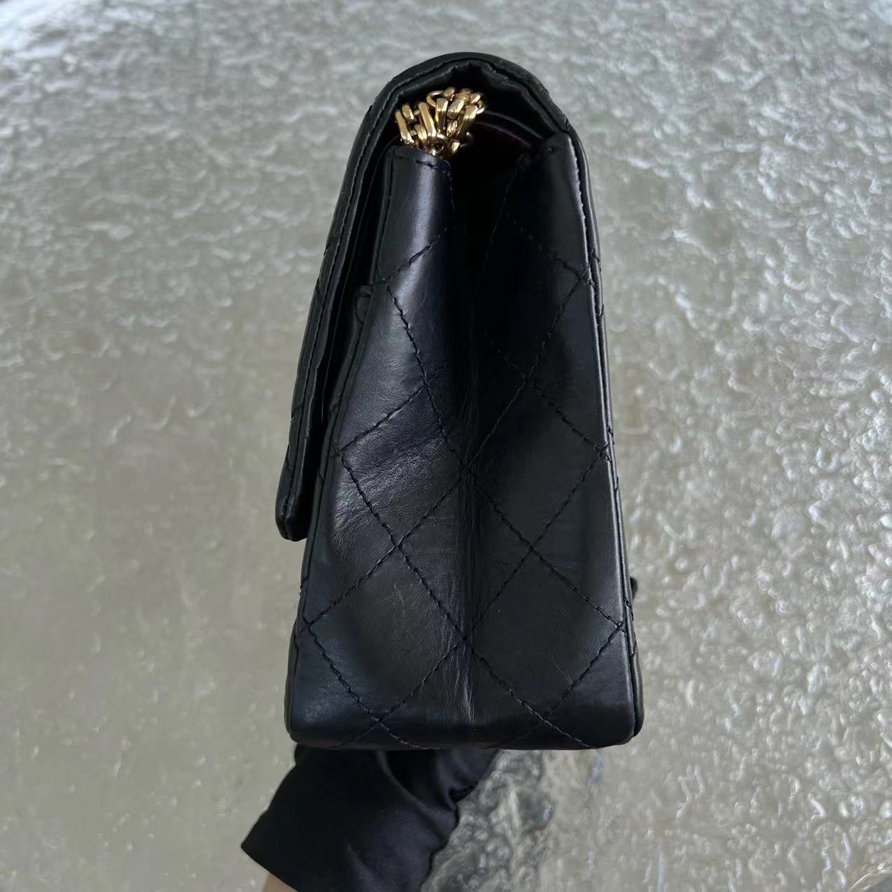 2.55 227 Large 31CM Quilted Calfskin Black Golden Hardware