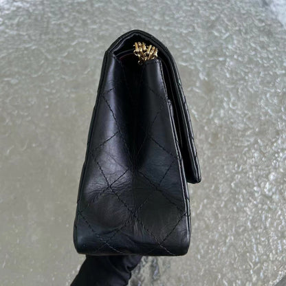 2.55 227 Large 31CM Quilted Calfskin Black Golden Hardware