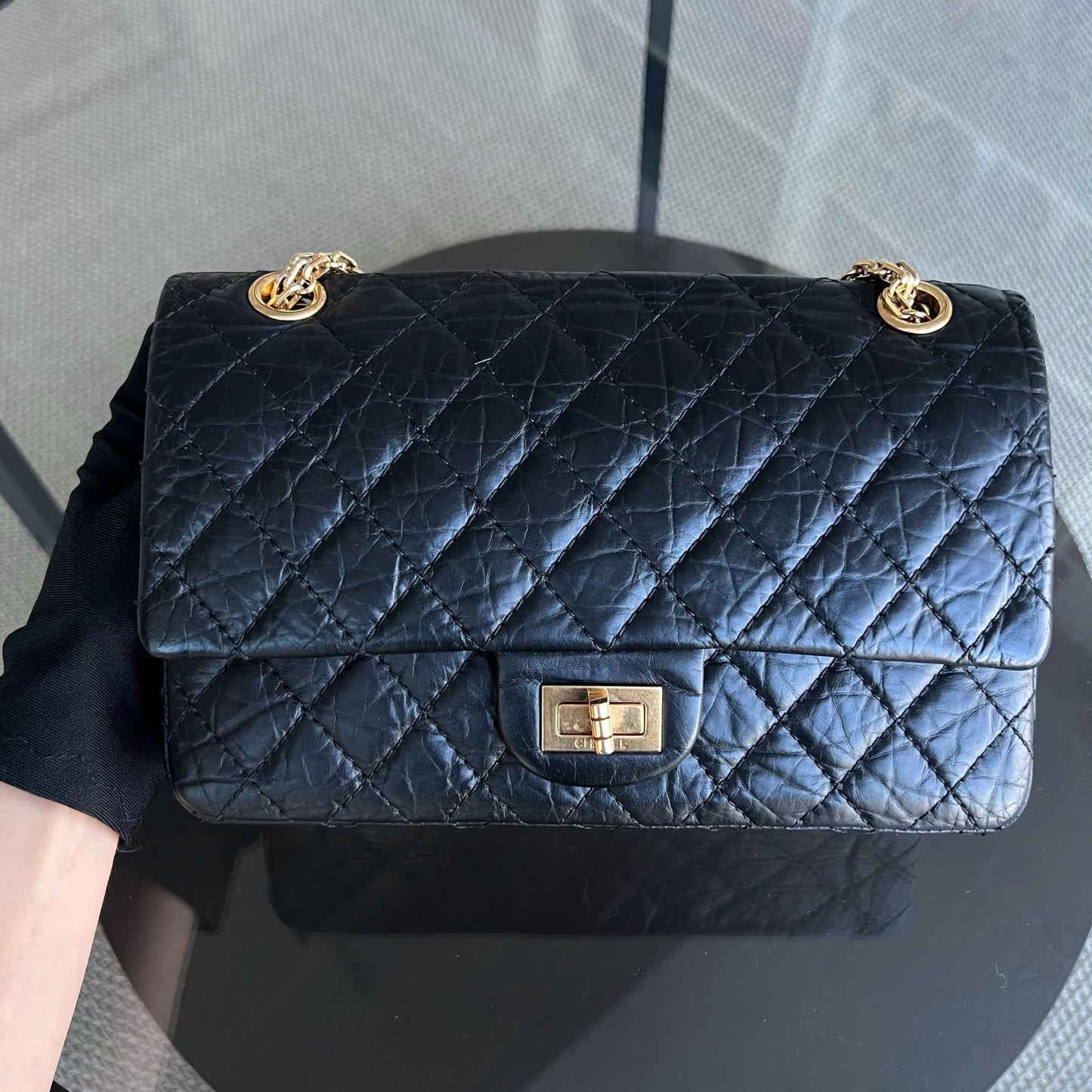 2.55 Reissue 225 Medium 24CM Quilted Calfskin Black Ruthenium Golden Hardware Series 13