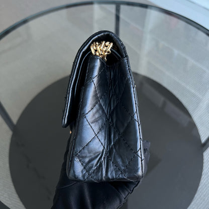 2.55 Reissue 225 Medium 24CM Quilted Calfskin Black Ruthenium Golden Hardware Series 13