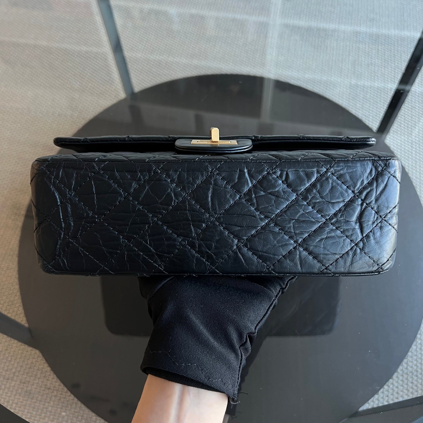 2.55 Reissue 225 Medium 24CM Quilted Calfskin Black Ruthenium Golden Hardware Series 13