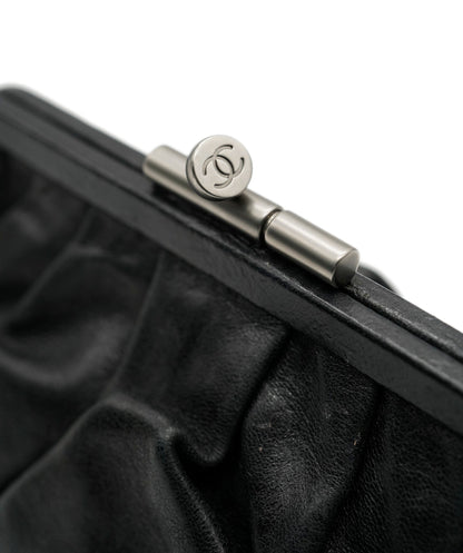 Chanel black clutch kisslock ALC0579