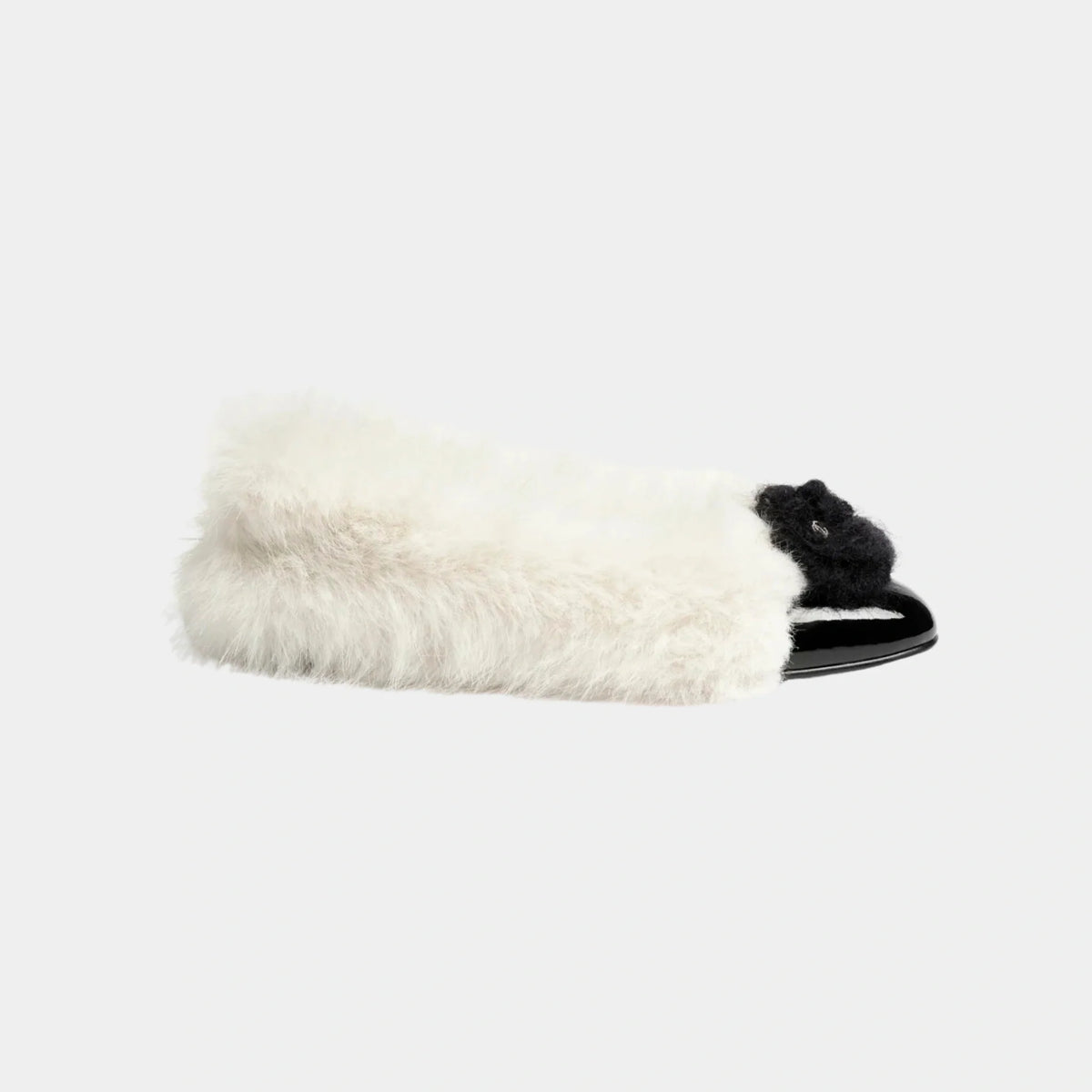 Chanel Ballet Flats in Mixed Fibers & Patent Calfskin, Side