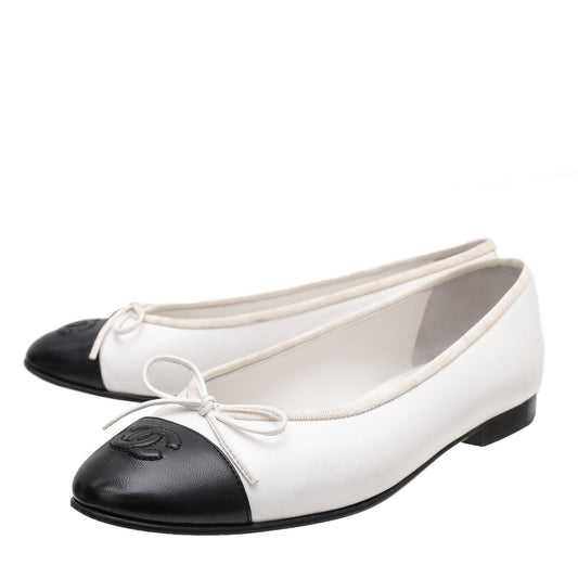 Chanel Bicolor CC Cap Toe Bow Ballerina 38