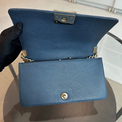 Boy Caviar Old Medium 25 CM Dark Blue GHW No 23
