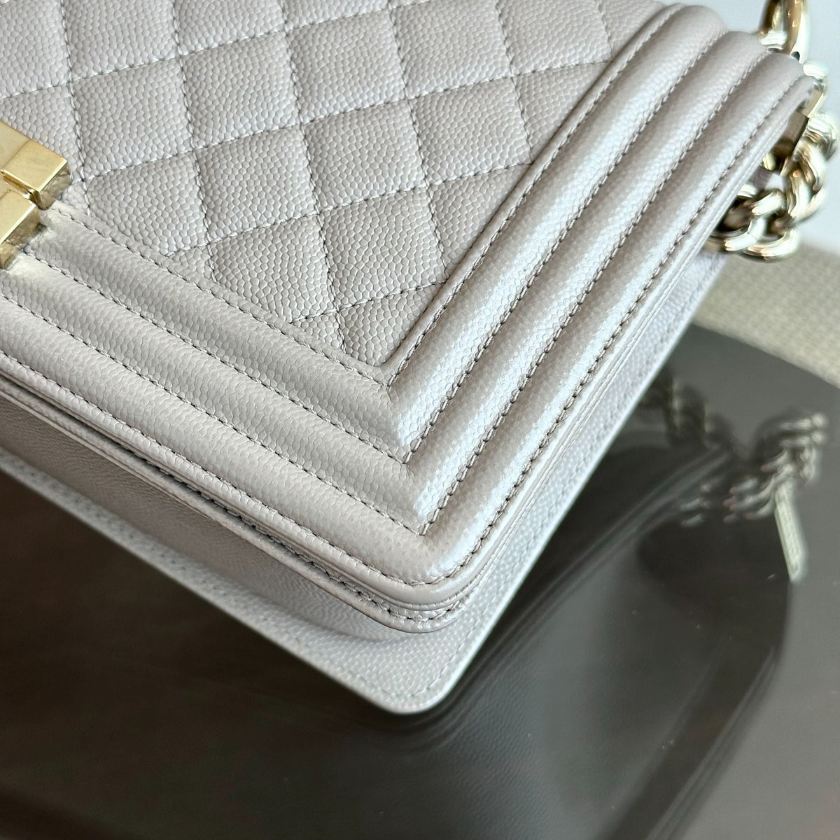 Boy Caviar Old Medium 25CM Leboy Light Grey Beige GHW No 23