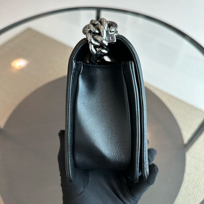 Boy Chevron Old Medium 25CM Lambskin Leboy Black SHW No 26