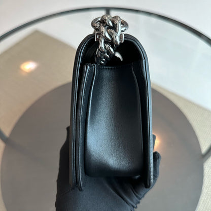 Boy Chevron Old Medium 25CM Lambskin Leboy Black SHW No 26