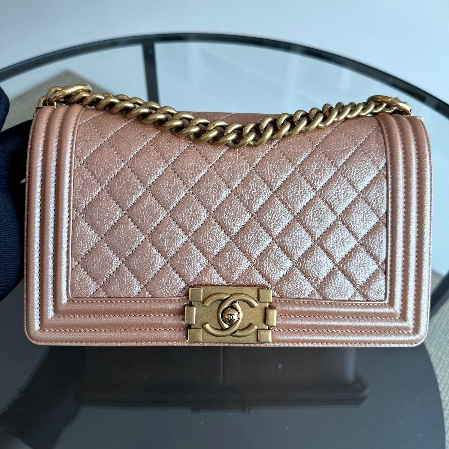 Boy Grained Calfskin Old Medium 25CM Leboy Iridescent Pink GHW No 20