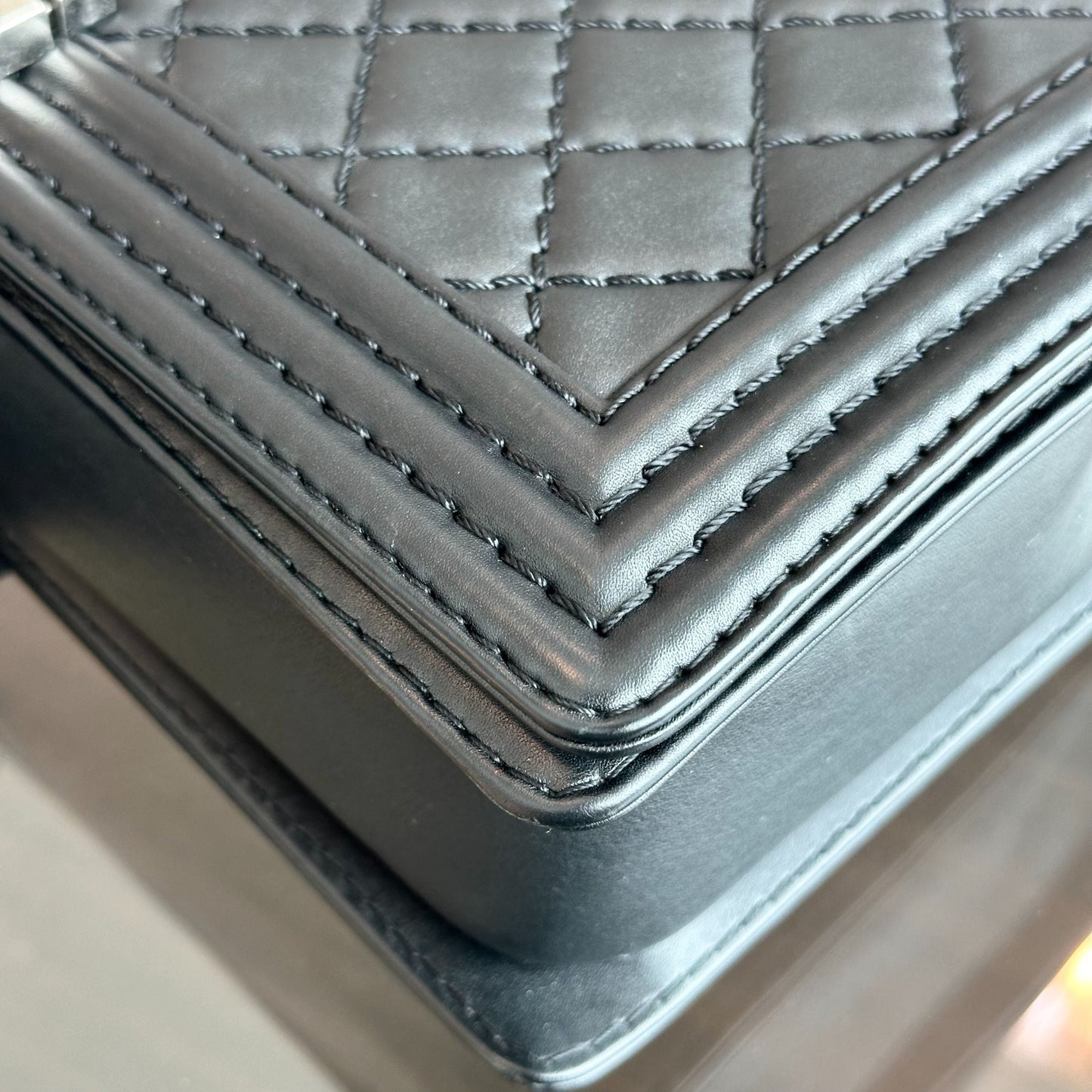 Boy Large Lambskin 30cm Quilted Leboy Black RSHW No 18