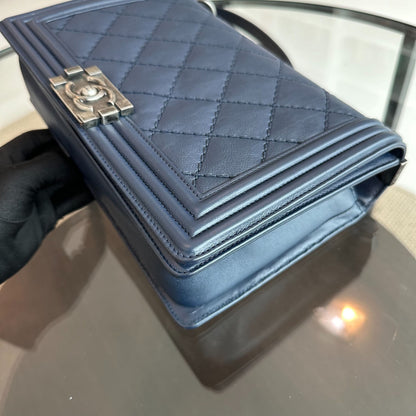 Boy New Medium 28CM Calfskin Leboy Dark Blue No 18