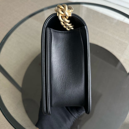 Boy New Medium 28CM Chevron Tri-skin Calfskin Black GHW No 22