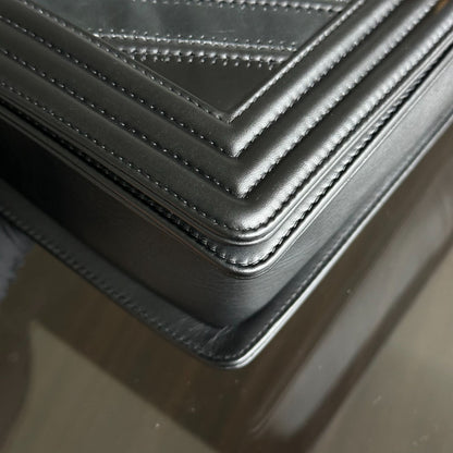 Boy New Medium 28CM Chevron Tri-skin Calfskin Black GHW No 22