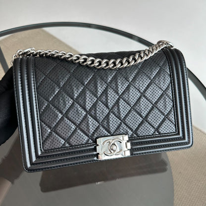 Boy New Medium 28CM Lambskin Leboy Black SHW No 19