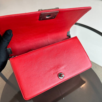 Boy Old Medium 25cm Calfskin Red RSHW No 1