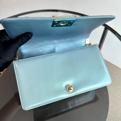 Boy Old Medium 25CM Iridescent Calfskin Leboy Light Blue GHW No 22