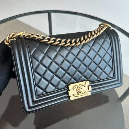 Boy Old Medium 25CM Lambskin Leboy Black GHW No 19