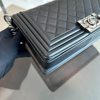 Boy Old Medium 25CM Lambskin Quilted Leboy Black RSHW No 23