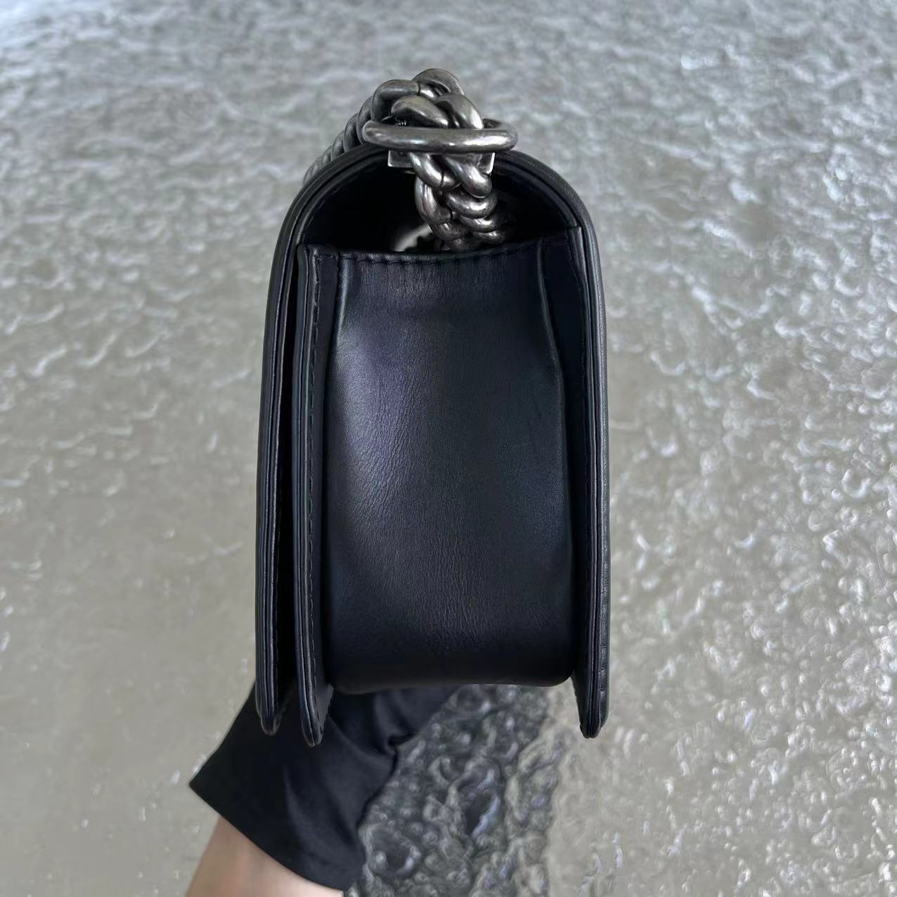 Boy Old Medium 25CM Quilted Calfskin Black Silver Hardware Leboy Series 18