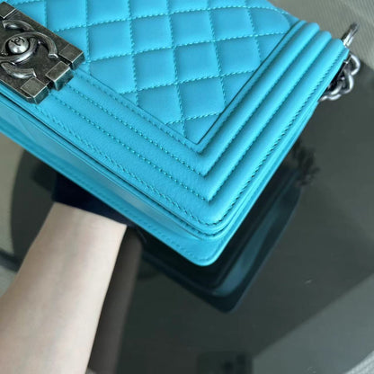 Boy Old Medium 25CM Quilted Lambskin Tiffany Blue Leboy Ruthenium Silver Hardware Series 19