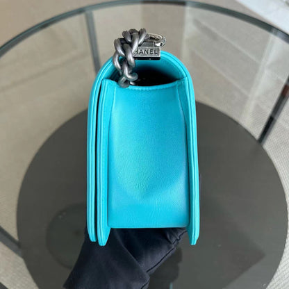 Boy Old Medium 25CM Quilted Lambskin Tiffany Blue Leboy Ruthenium Silver Hardware Series 19