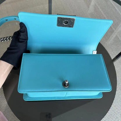 Boy Old Medium 25CM Quilted Lambskin Tiffany Blue Leboy Ruthenium Silver Hardware Series 19