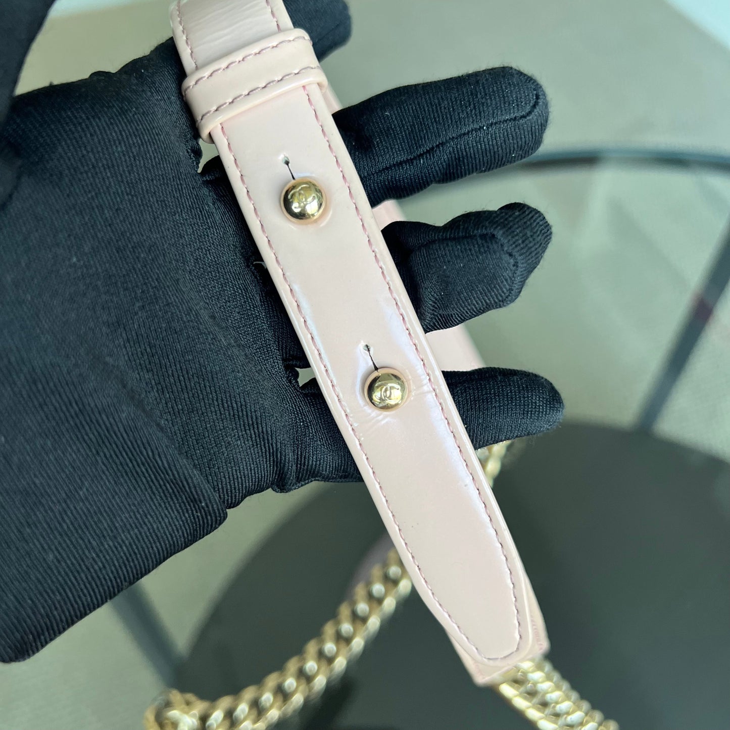 Boy Old Medium 25CM Quilted Smooth Glazed Calfskin Sakura Pink Leboy Golden Hardware Series 22