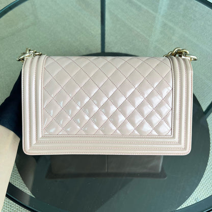 Boy Old Medium 25CM Quilted Smooth Glazed Calfskin Sakura Pink Leboy Golden Hardware Series 22