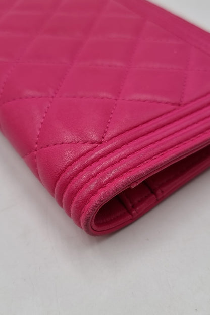 Boy Yen Interlocking CC Logo Wallet Pink